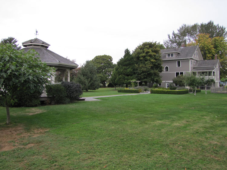 Photo Gallery The Official Kirkland House site